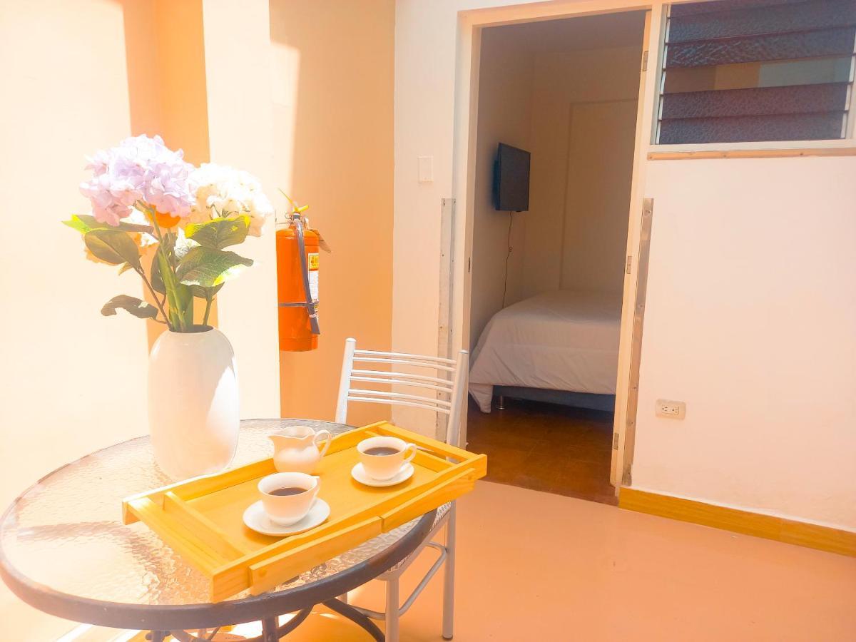 ☆Miraflores Centrico☆Pequeno/Tv Con Netflix Hotel Lima Buitenkant foto